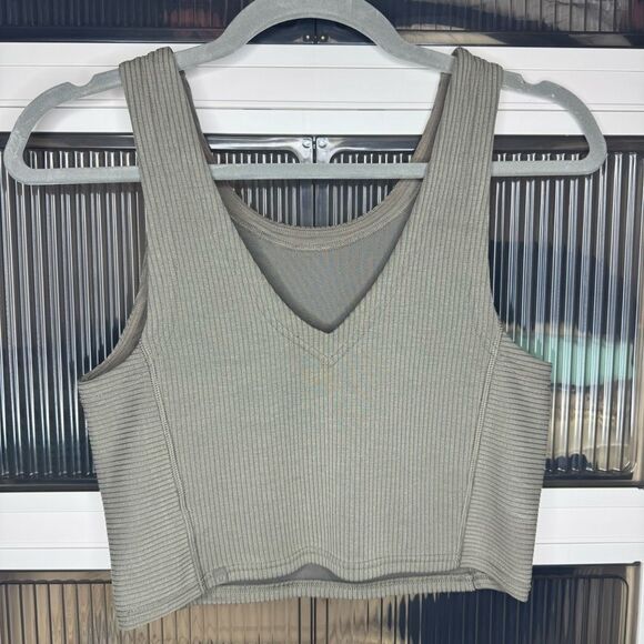 Lululemon Ribbed Softstreme Cropped Tank Top, Nomad, EUC, Size6 - Picture 6 of 6